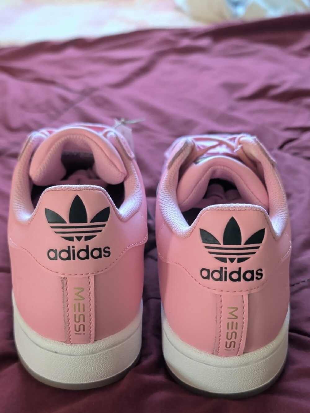 adidas Pink and Black Womens Superstar Messi Sneakers Size W8 - Picture 3 of 7